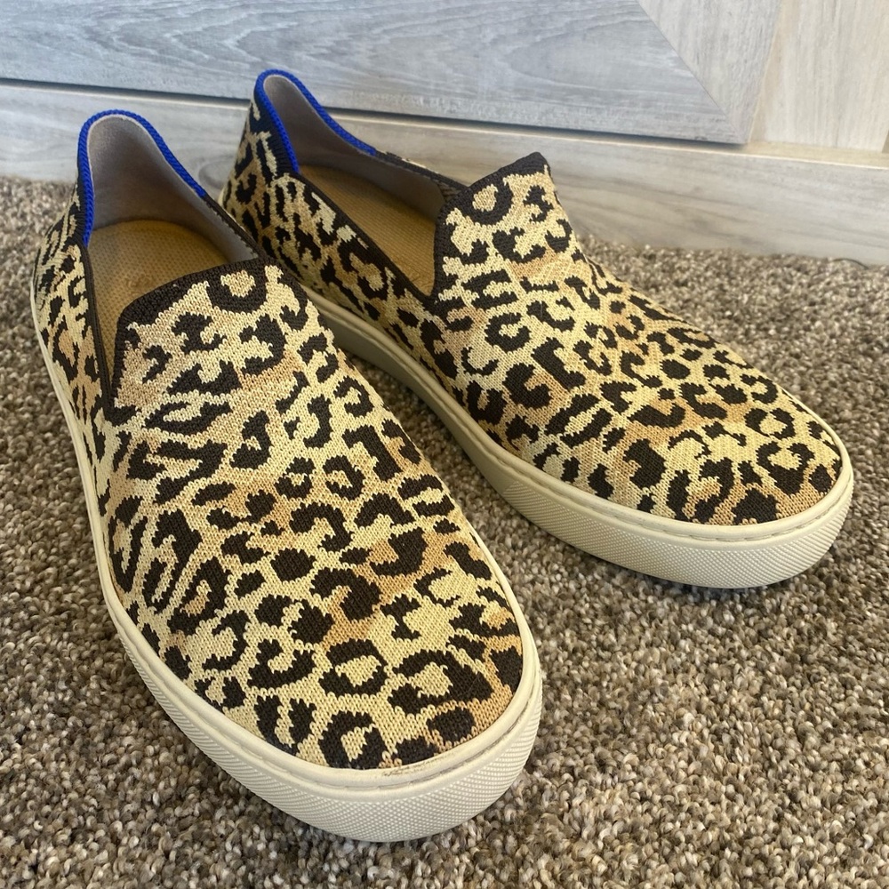 Rothys Camo Cat Leopard The Sneaker 9 Women Sneakers Slip-On